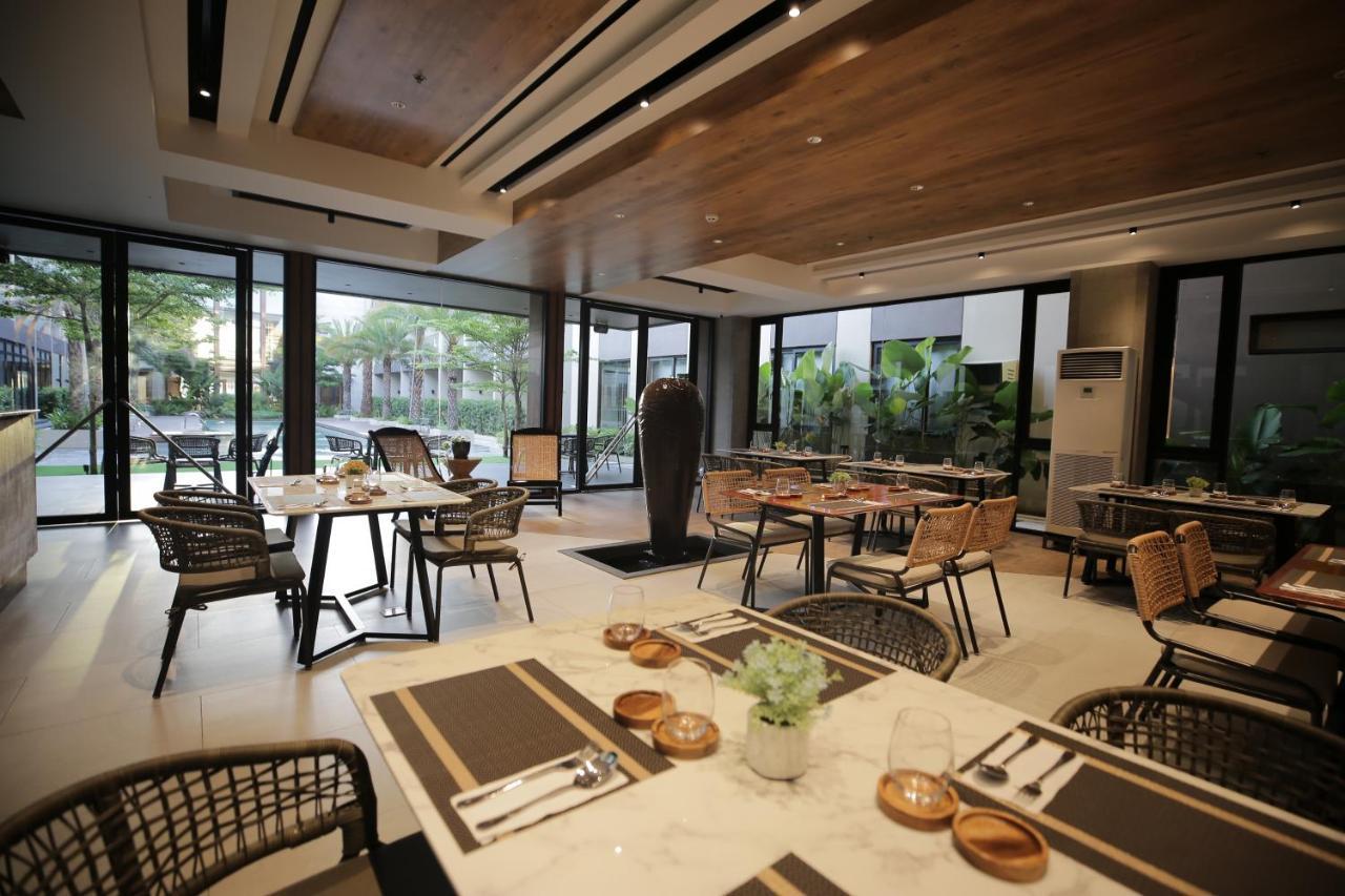 The Maximilian Hotel Cauayan City  Dış mekan fotoğraf
