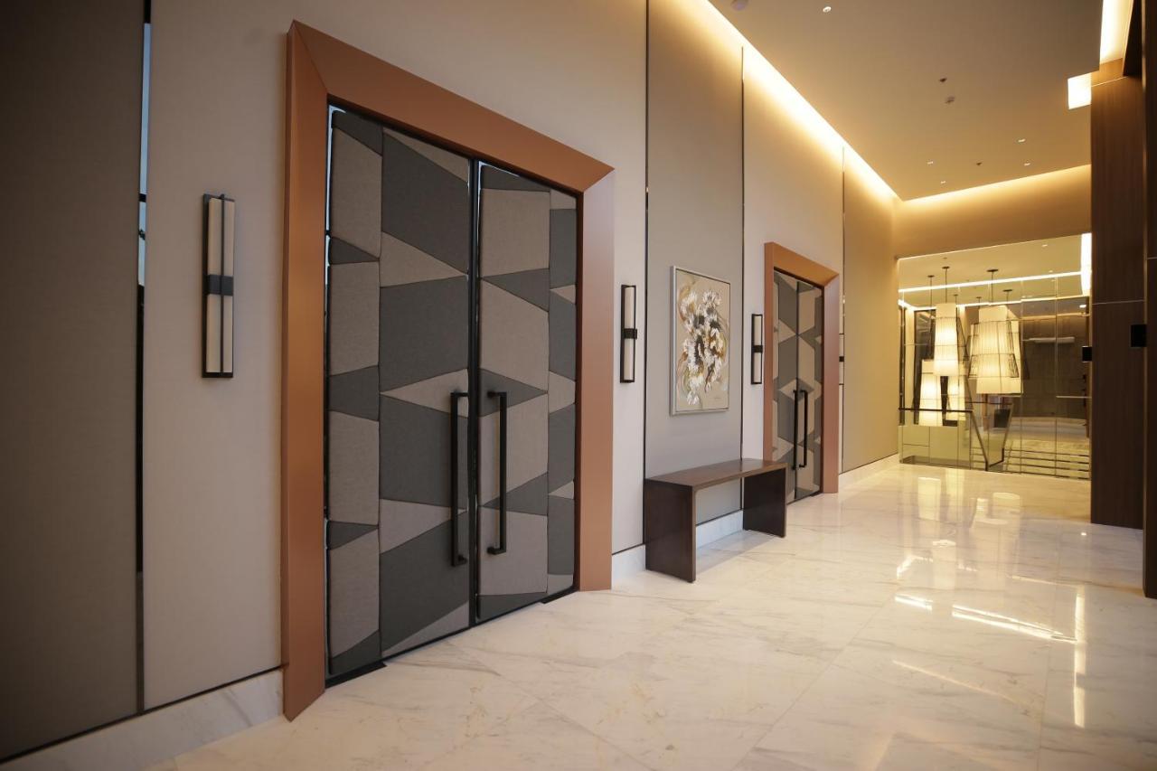 The Maximilian Hotel Cauayan City  Dış mekan fotoğraf