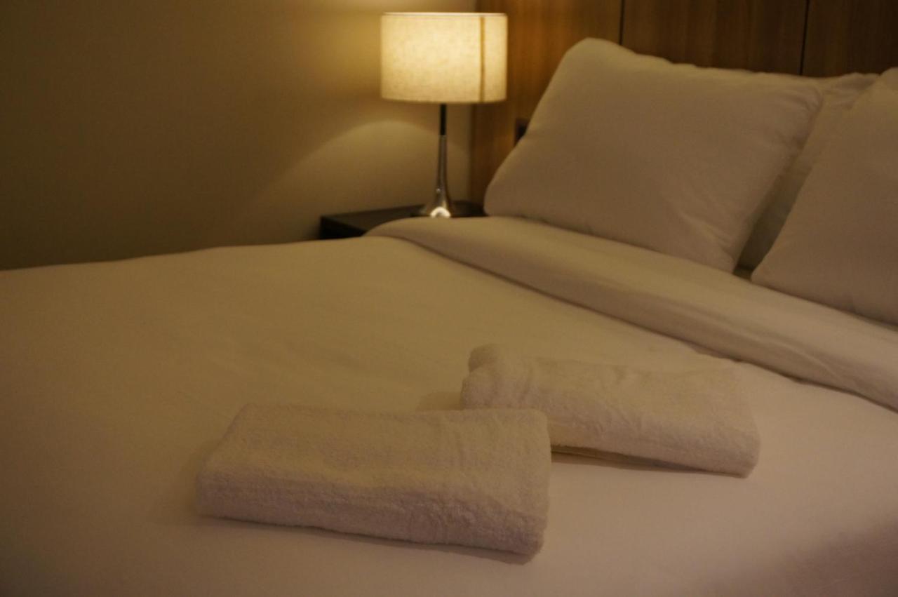 The Maximilian Hotel Cauayan City  Dış mekan fotoğraf