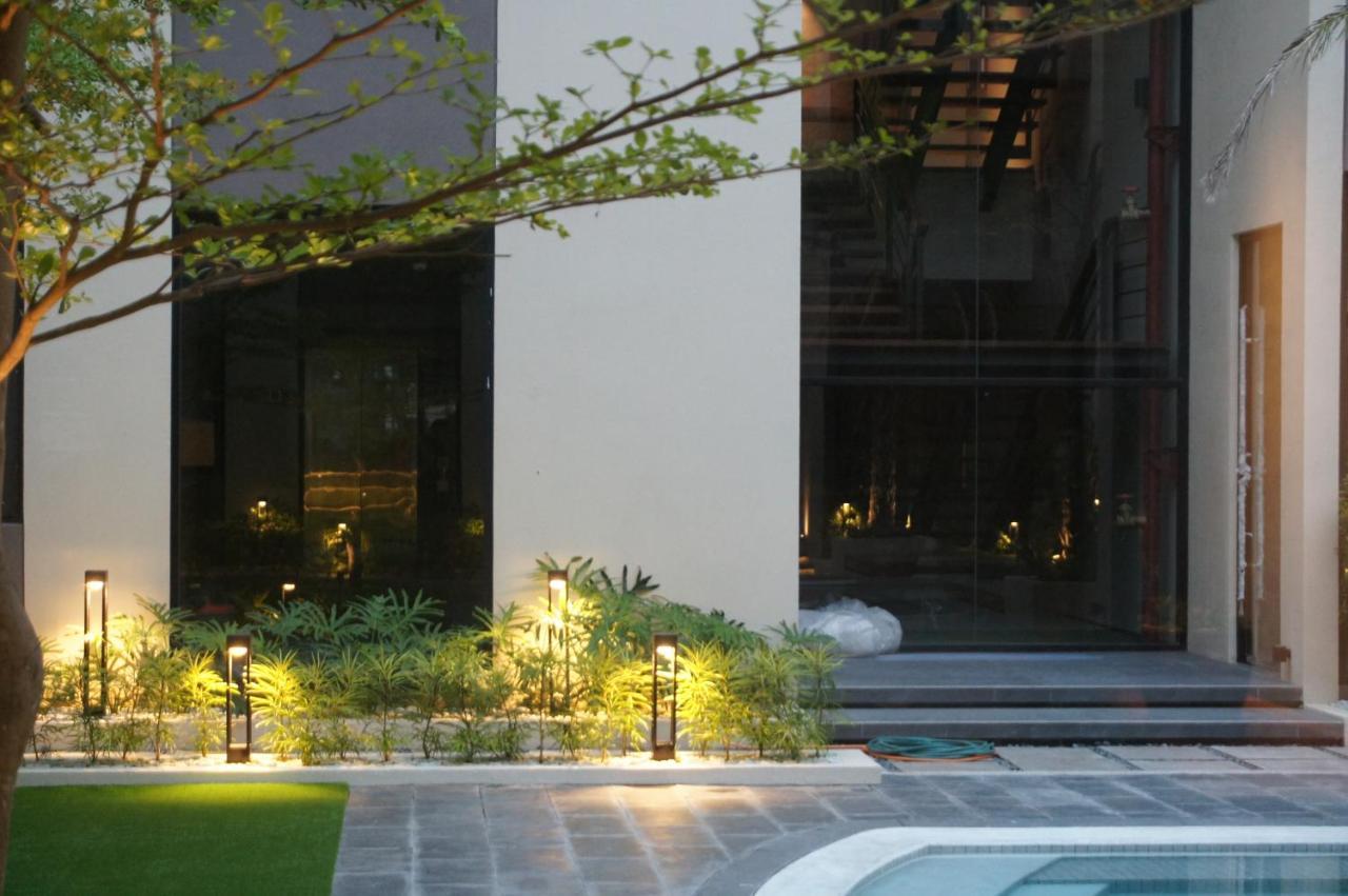 The Maximilian Hotel Cauayan City  Dış mekan fotoğraf