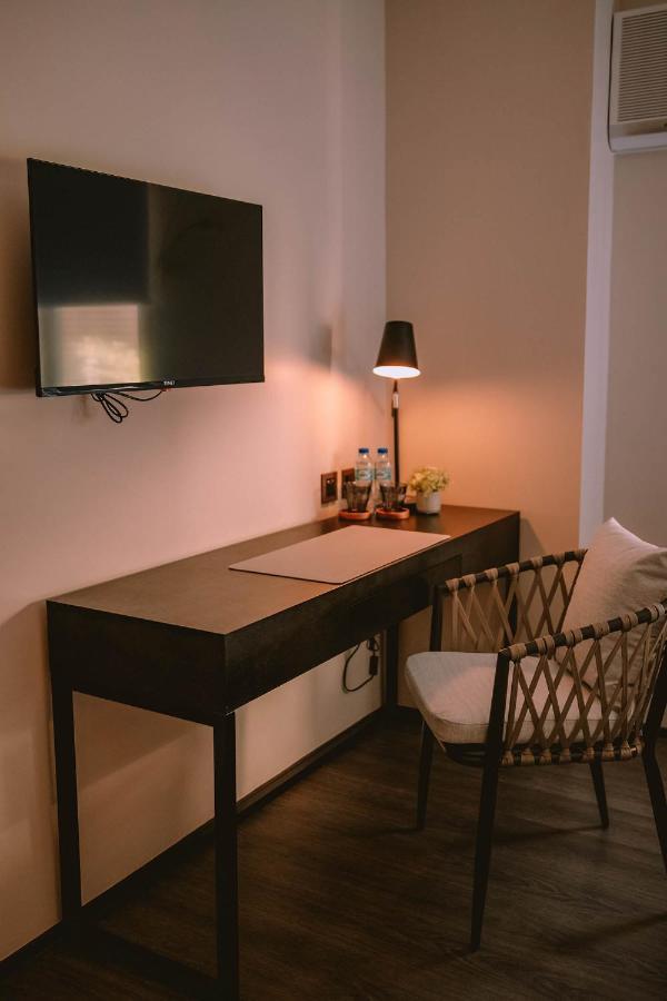 The Maximilian Hotel Cauayan City  Dış mekan fotoğraf