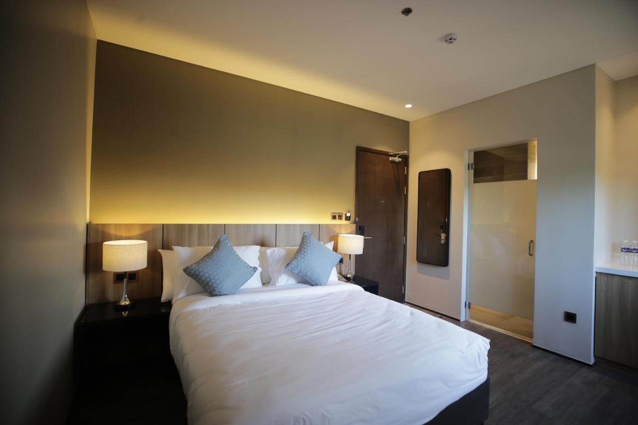 The Maximilian Hotel Cauayan City  Dış mekan fotoğraf