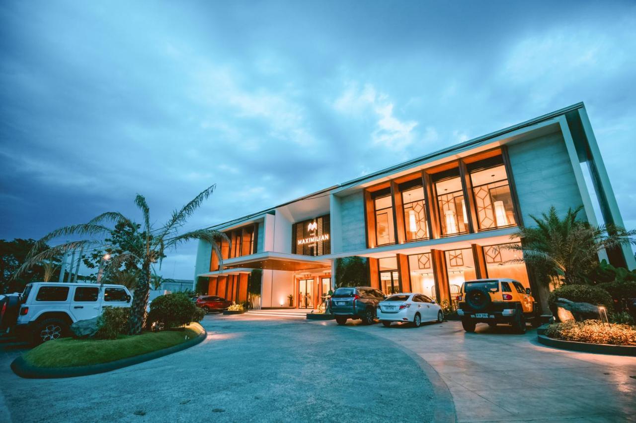 The Maximilian Hotel Cauayan City  Dış mekan fotoğraf